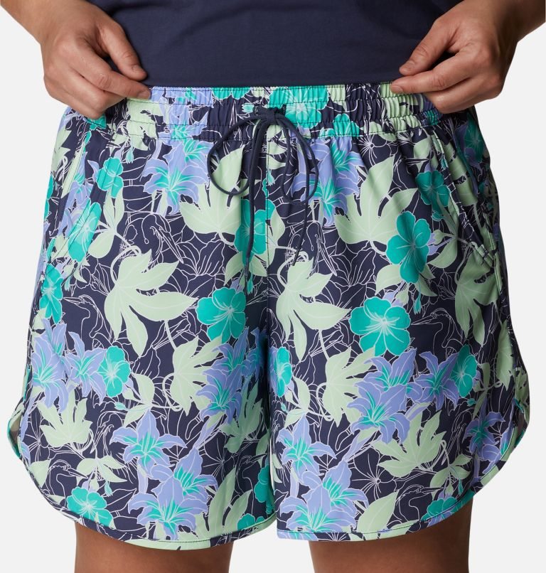 Women's Columbia Bogata Bay Stretch Printed Shorts Flower | Plus Size CA-I6A50